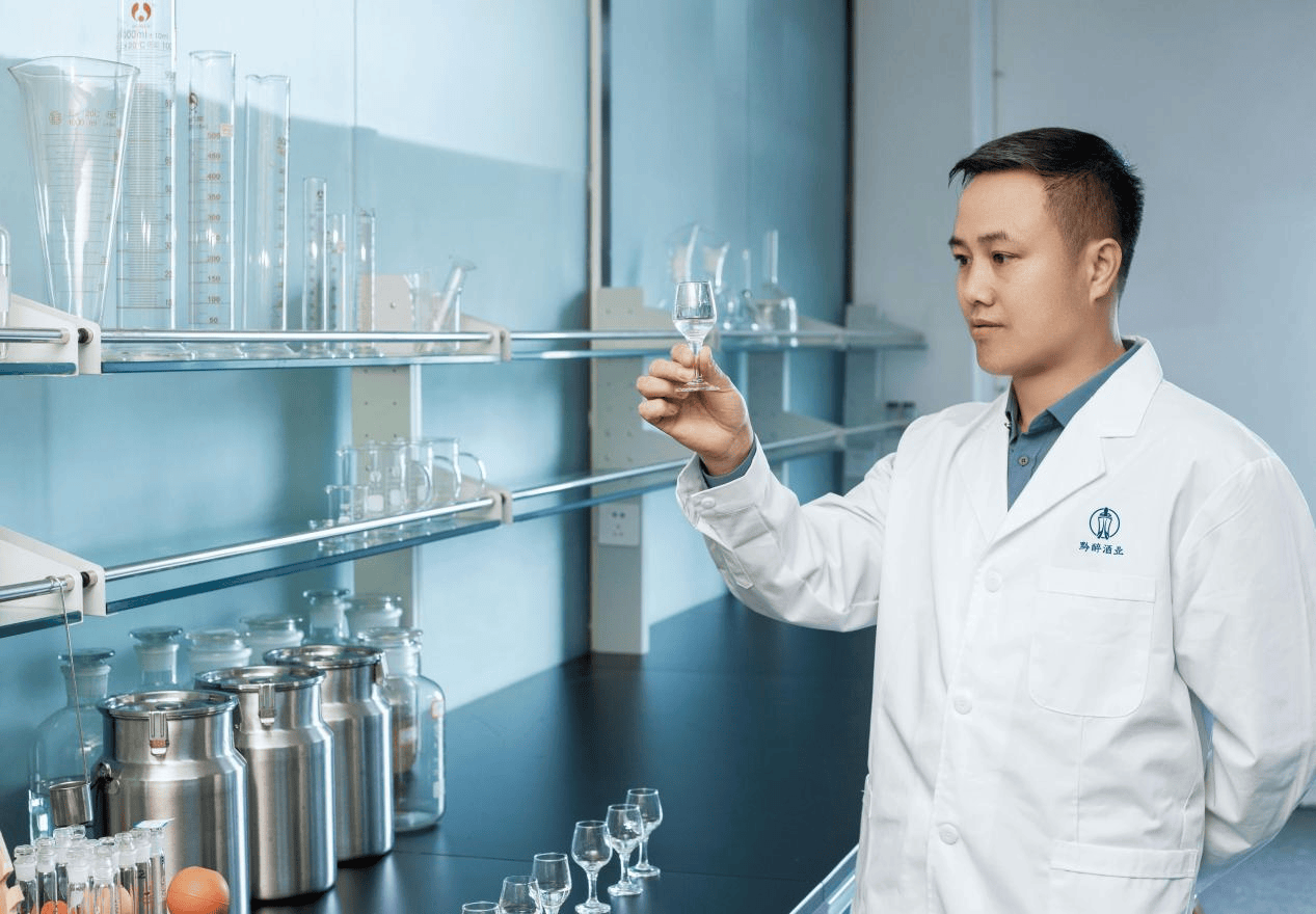 黔醉酒業(yè)總工程師趙仕蛟 | 二十九載奮斗不輟，農(nóng)家少年終成不凡工匠
